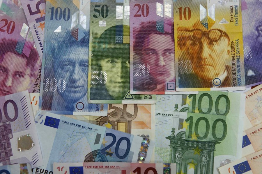 Швейцарский франк и евро